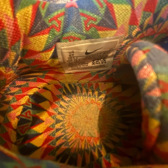 Nike zoom freak 4 SE. Kaleidoscope - Picture 3 of 3